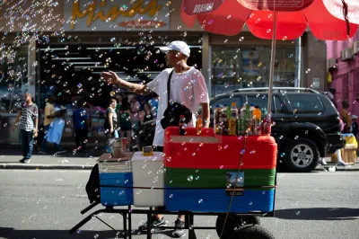 Vendedor de bebidas en San Pablo, Brasil.